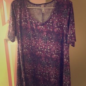 LULAROE PERFECT TEE ❤️